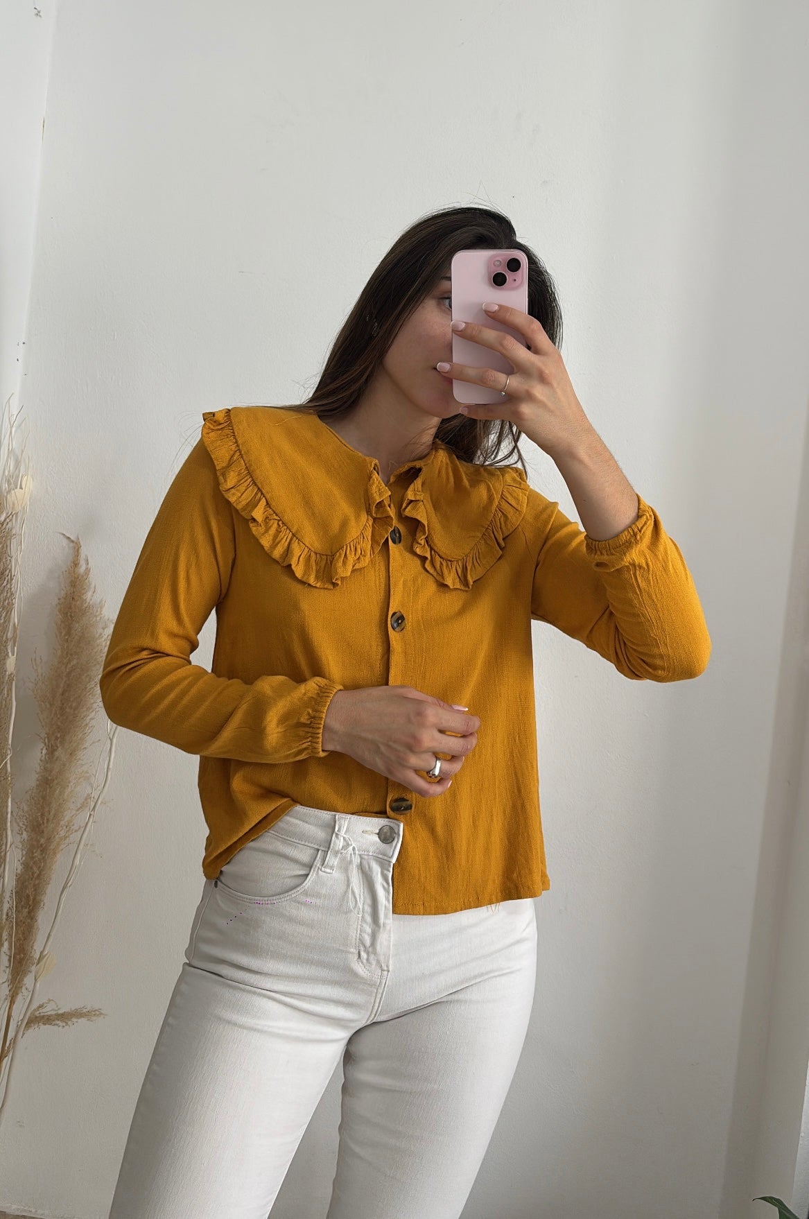 Camisa Mostaza cuello bebe talle M