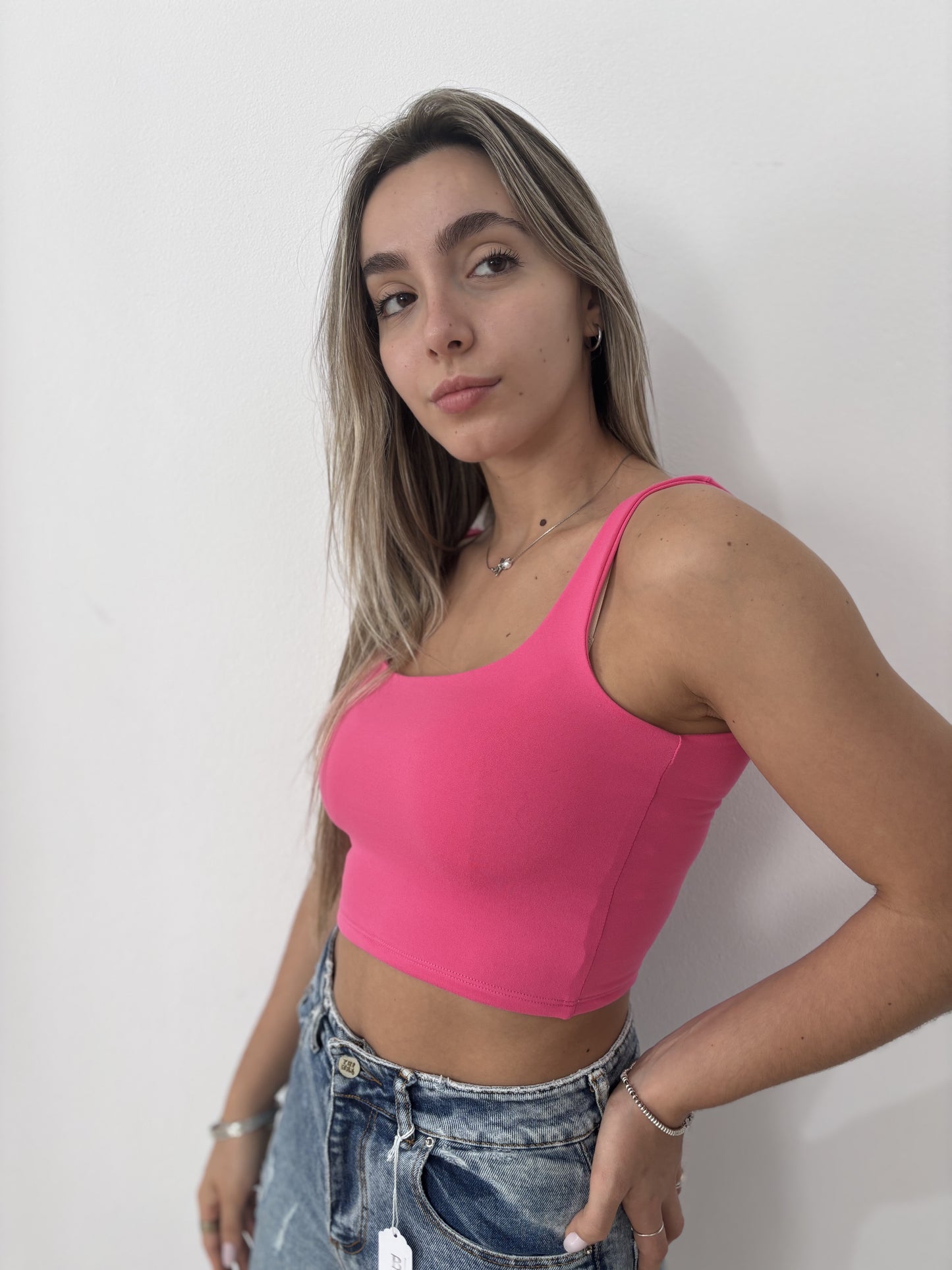 Top fucsia talle M