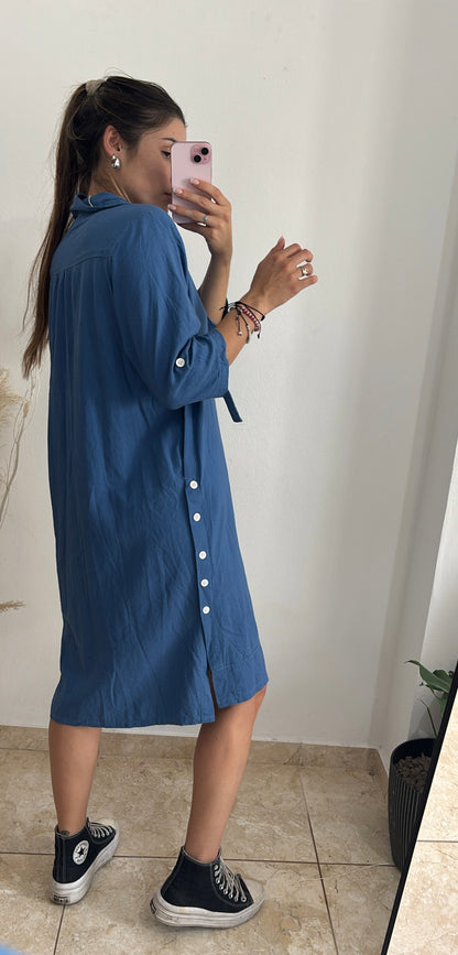 Vestido Azul con botones blancos talle M