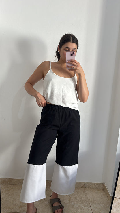 Pantalon negro y blanco MONBLACK talle M