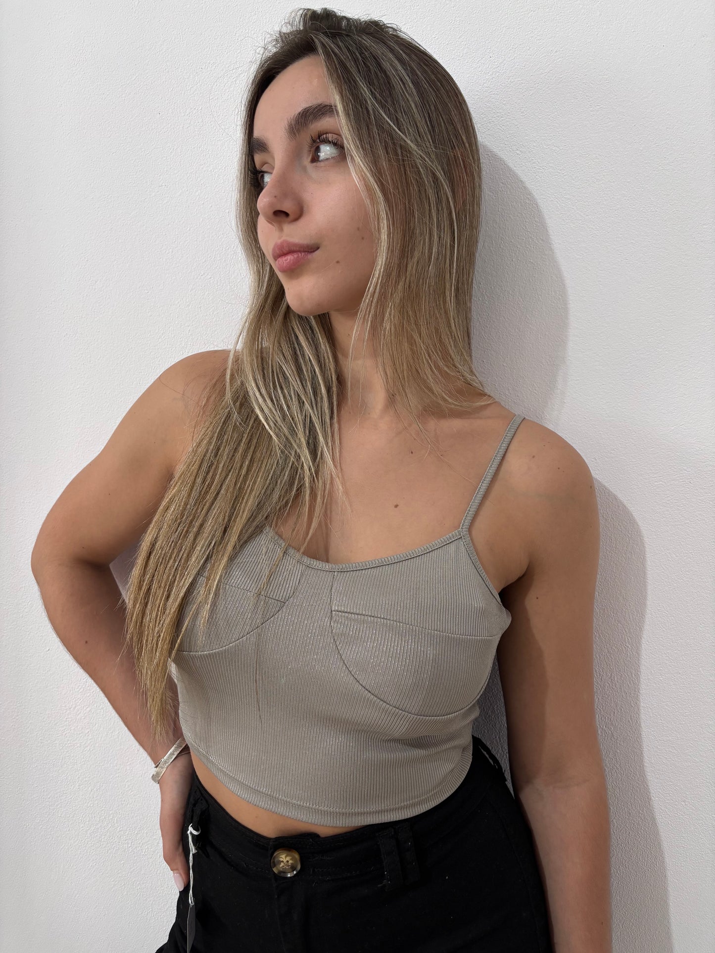 Top gris brilloso talle M