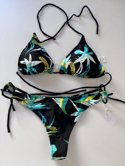 Bikini floreado negro talle XL