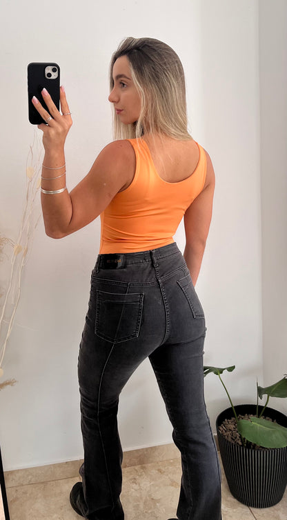 Body naranja talle M