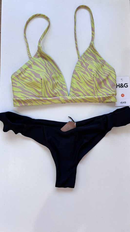 BIKINI NEGRO con volados talle M